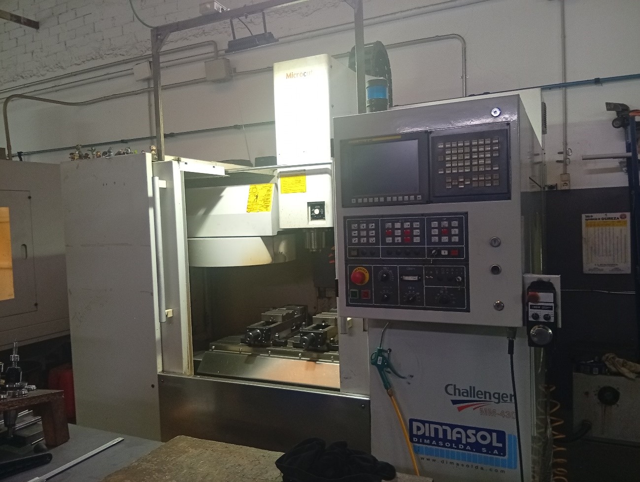 Mecanizado por chorro